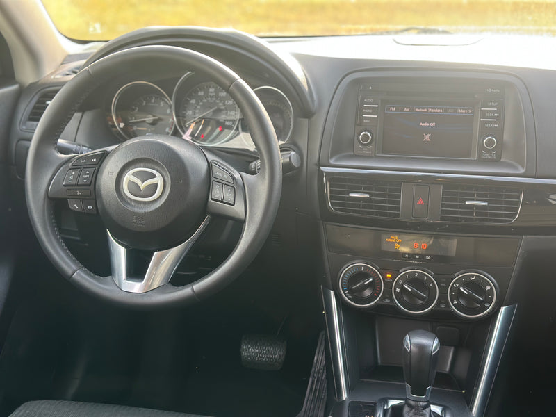 Load image into Gallery viewer, 2015 Mazda CX
